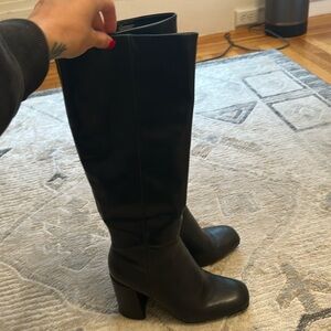 Steve Madden boots - only worn once!